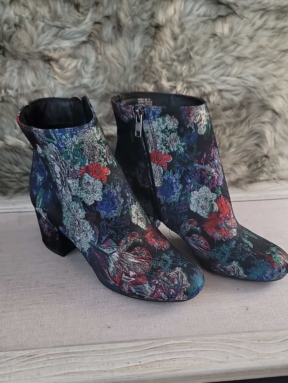 Zigi Soho Floral Multicolor Women's Ankle Booties With Block Heel Size 7.5